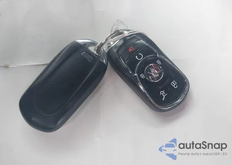 2020 Buick Enclave Awd Essence z USA, uszkodzony, nr VIN 5GAEVAKW4LJ175379